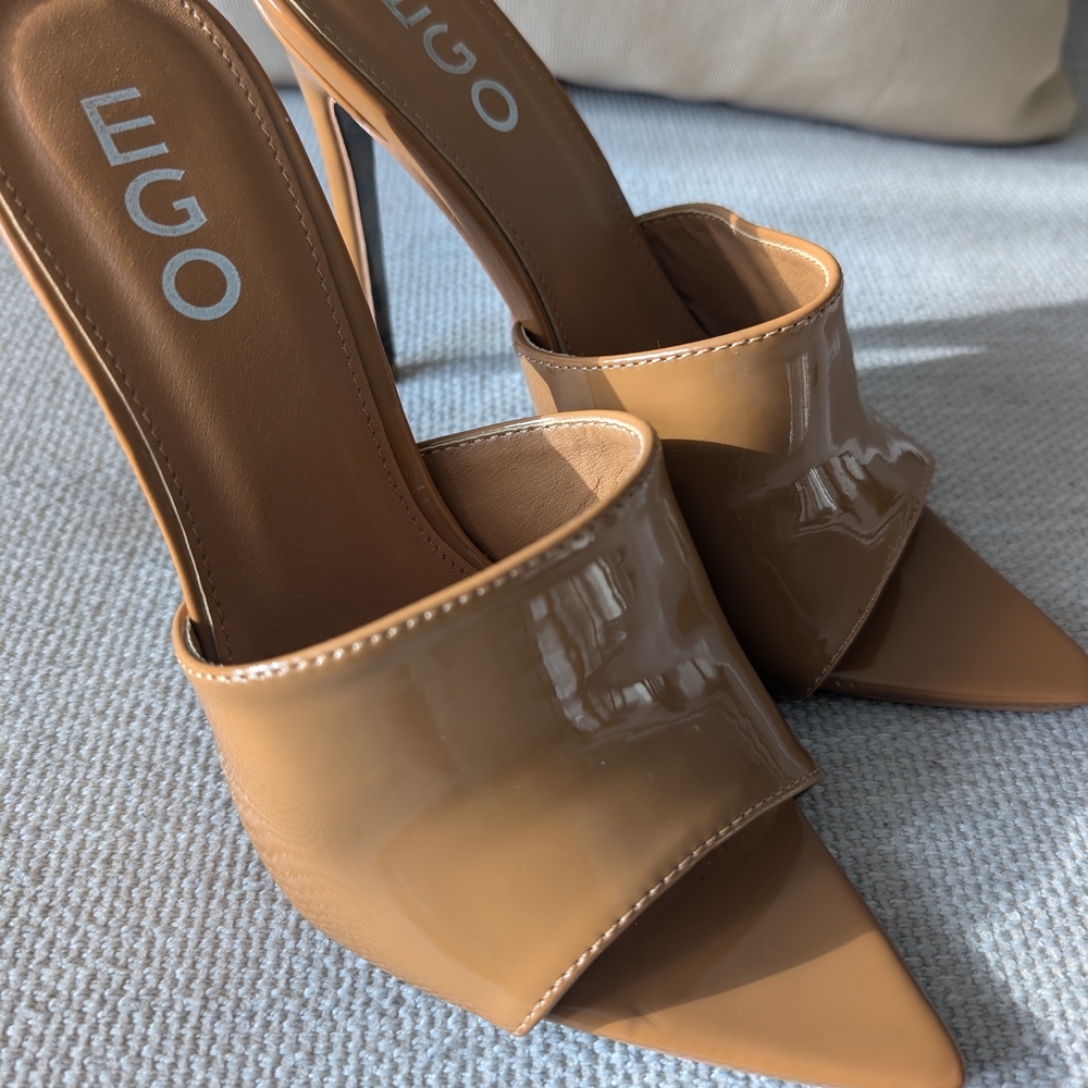 EGO Tan Patent Leather Women's Heels
